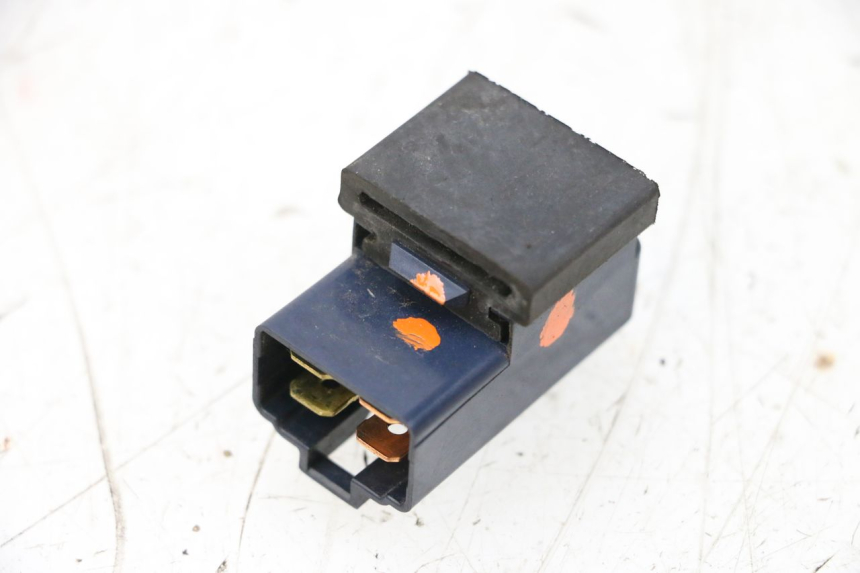 photo de PRZEKAŹNIK ELEKTRYCZNY YAMAHA XMAX X-MAX 125 (2006 - 2009) - Zoom stanu zużycia