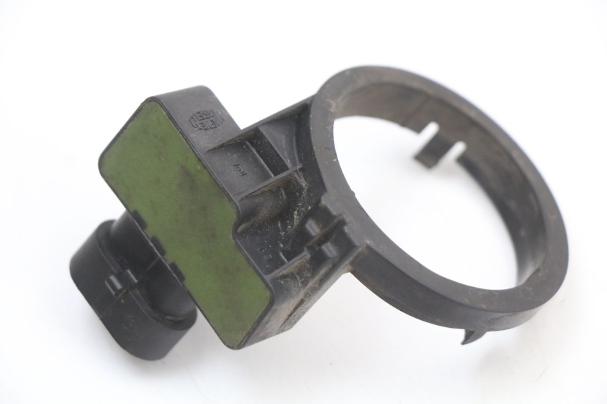 photo de PRZEKAŹNIK ELEKTRYCZNY PIAGGIO X10 125 (2012 - 2017) - Zoom stanu zużycia