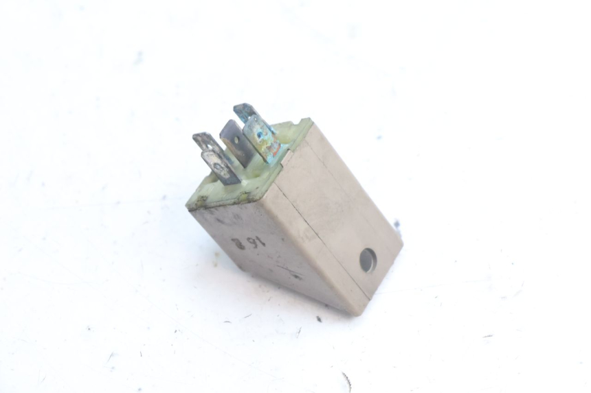 photo de PRZEKAŹNIK ELEKTRYCZNY PIAGGIO X9 AMALFI 180 (2000 - 2003) - Inny kąt widzenia