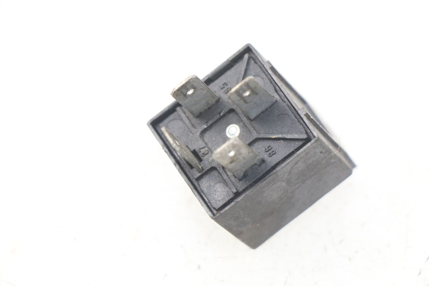 photo de PRZEKAŹNIK ELEKTRYCZNY PIAGGIO X9 125 (2000 - 2003) - Zoom stanu zużycia