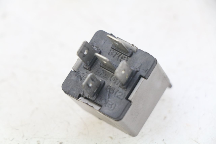 photo de PRZEKAŹNIK ELEKTRYCZNY PIAGGIO XEVO - X EVO 125 (2007 - 2017) - Inny kąt widzenia