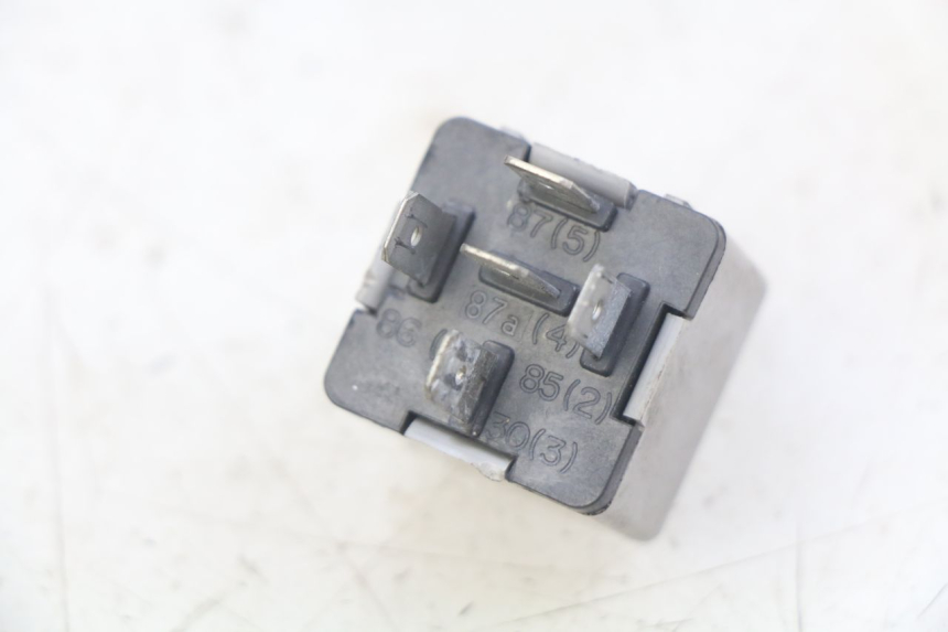 photo de PRZEKAŹNIK ELEKTRYCZNY PIAGGIO XEVO - X EVO 125 (2007 - 2017) - Zoom stanu zużycia