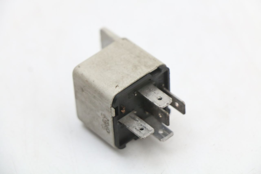 photo de PRZEKAŹNIK ELEKTRYCZNY PIAGGIO XEVO - X EVO 125 (2007 - 2017) - Zoom stanu zużycia