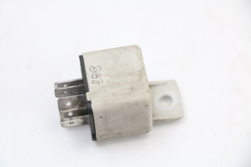 photo de PRZEKAŹNIK ELEKTRYCZNY PIAGGIO XEVO - X EVO 125 (2007 - 2017) - Inny kąt widzenia