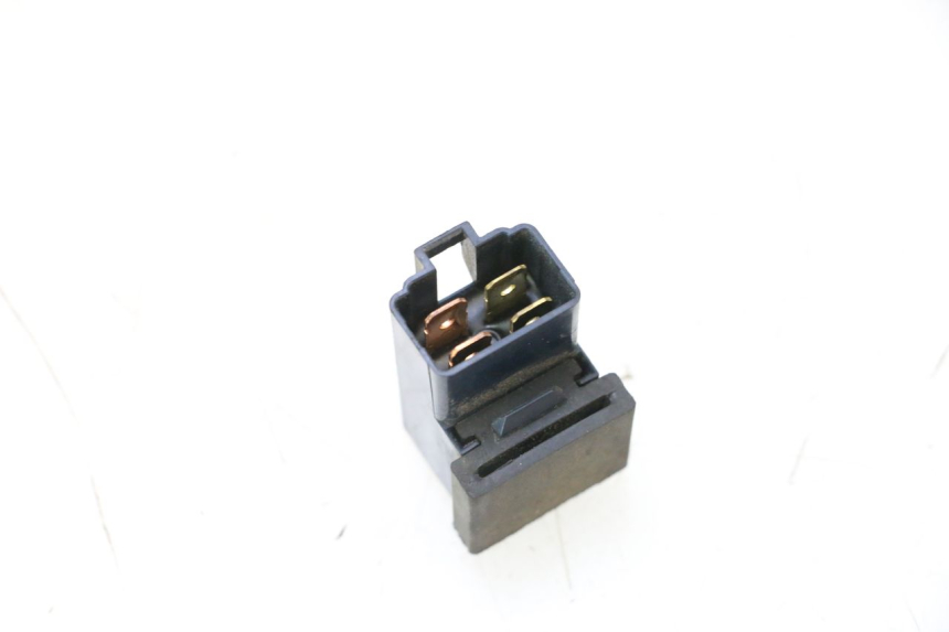 photo de PRZEKAŹNIK ELEKTRYCZNY YAMAHA XP T-MAX ABS 500 (2005 - 2005) - Zoom stanu zużycia