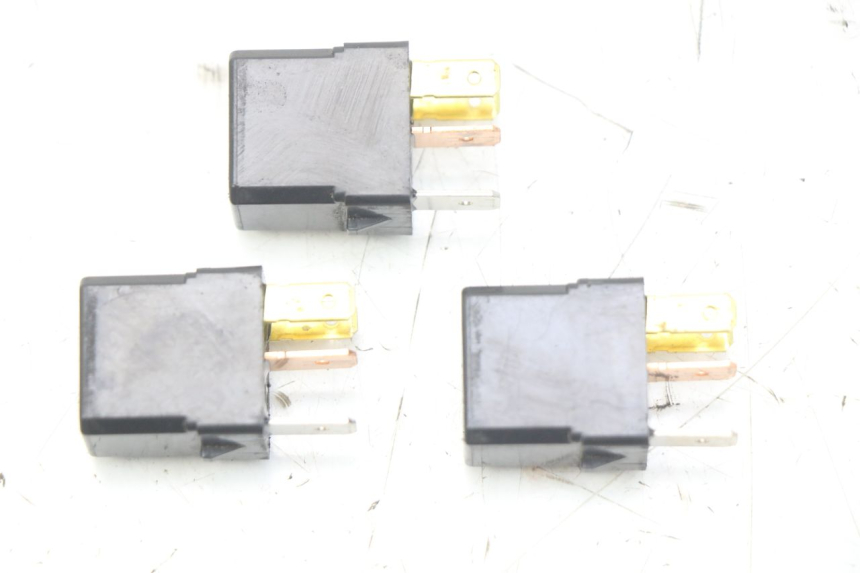 photo de PRZEKAŹNIK ELEKTRYCZNY YAMAHA XP T-MAX TMAX 500 (2004 - 2007) - Szczegół części