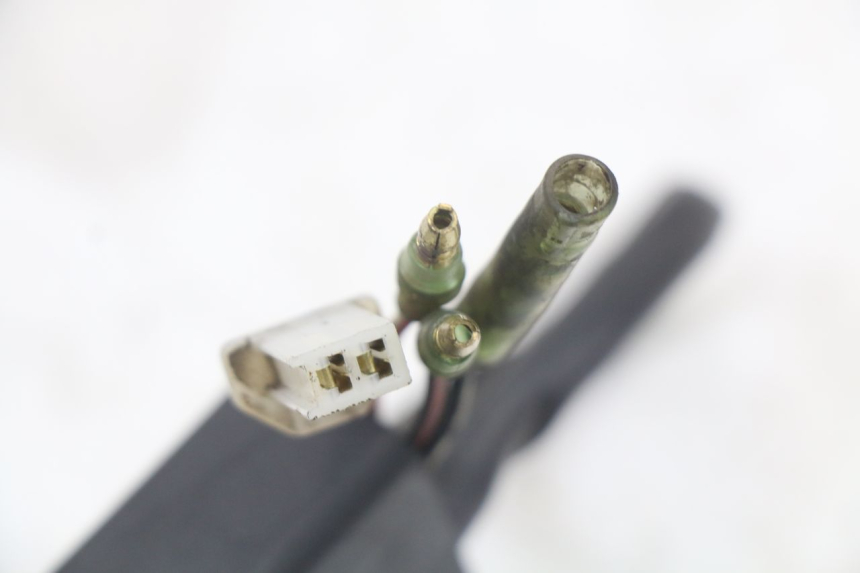 photo de PRZEKAŹNIK ELEKTRYCZNY YAMAHA BW'S NG NEXT GENERATION 50 (1996 - 2003) - Zbliżenie techniczne