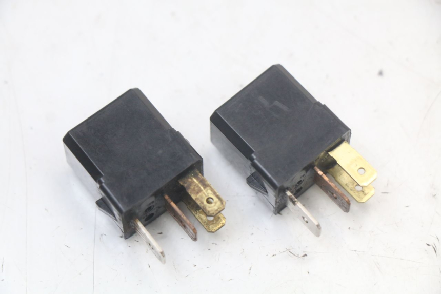 photo de PRZEKAŹNIK ELEKTRYCZNY YAMAHA FZ1 FAZER 1000 (2007 - 2009) - Widok główny