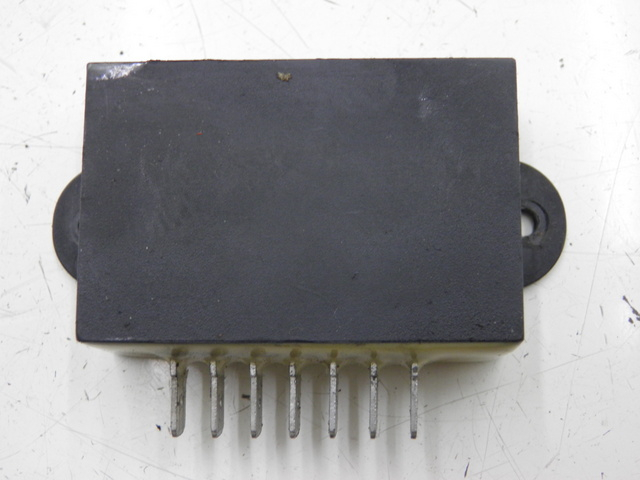 photo de PRZEKAŹNIK ELEKTRYCZNY YAMAHA FZS FAZER 600 (1998 - 2001) - Widok główny