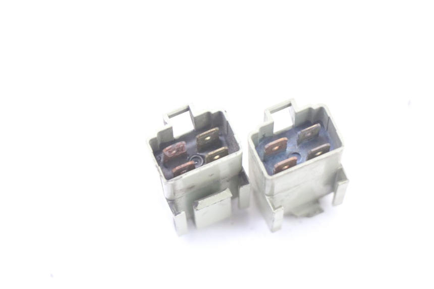 photo de PRZEKAŹNIK ELEKTRYCZNY YAMAHA X-MAX XMAX ABS 250 (2010 - 2014) - Inny kąt widzenia