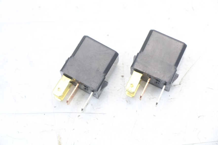 photo de PRZEKAŹNIK ELEKTRYCZNY YAMAHA XJ6 ABS 600 (2008 - 2016) - Widok główny