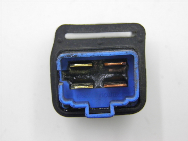 photo de PRZEKAŹNIK ELEKTRYCZNY YAMAHA XJS DIVERSION 600 (1997 - 1999) - Szczegół części