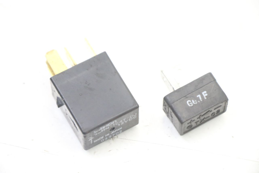 photo de PRZEKAŹNIK ELEKTRYCZNY YAMAHA YP T-MAX TMAX 530 (2017 - 2020) - Zoom stanu zużycia