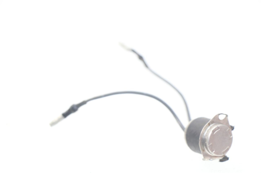 photo de PRZEKAŹNIK ELEKTRYCZNY YAMAHA YP MAJESTY 125 (1998 - 2001) - Widok główny