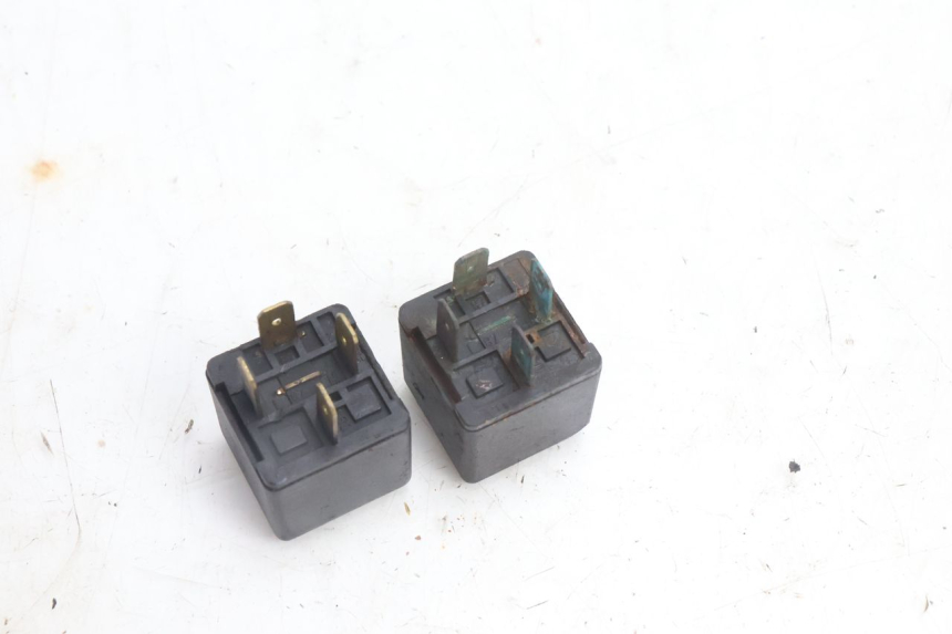 photo de PRZEKAŹNIK ELEKTRYCZNY YAMAHA YP MAJESTY 125 (2007 - 2010) - Zoom stanu zużycia