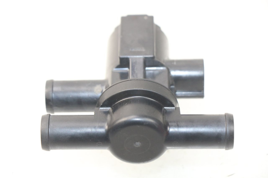 photo de PRZEKAŹNIK ELEKTRYCZNY KAWASAKI Z Z900 900 (2017 - 2019) - Inny kąt widzenia