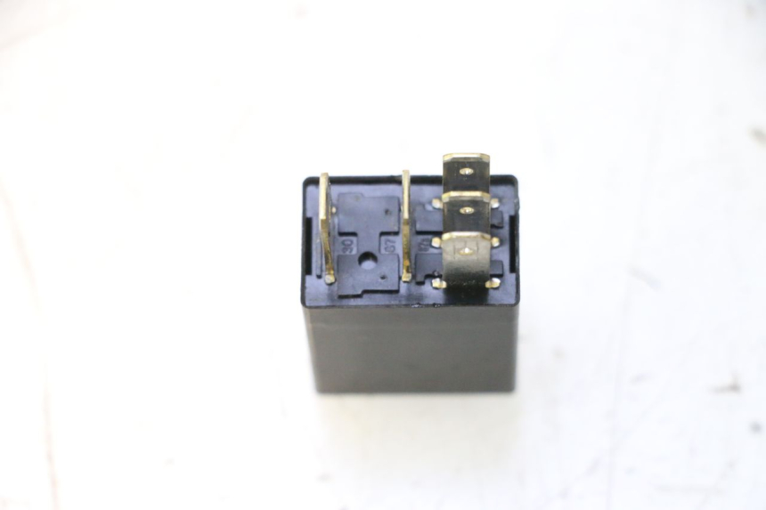 photo de PRZEKAŹNIK ELEKTRYCZNY PIAGGIO ZIP IGET 4T 50 (2021 - 2023) - Zoom stanu zużycia