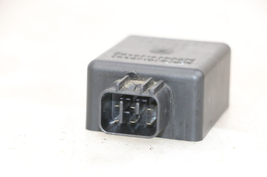 photo de PRZEKAŹNIK ELEKTRYCZNY KAWASAKI ZR 7 750 (1999 - 2004) - Szczegół części