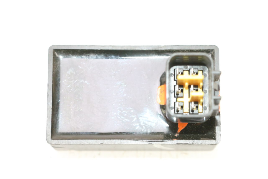 photo de PRZEKAŹNIK REFLEKTORA KEEWAY F-ACT FACT EVO 50 (2020 - 2026) - Zbliżenie techniczne