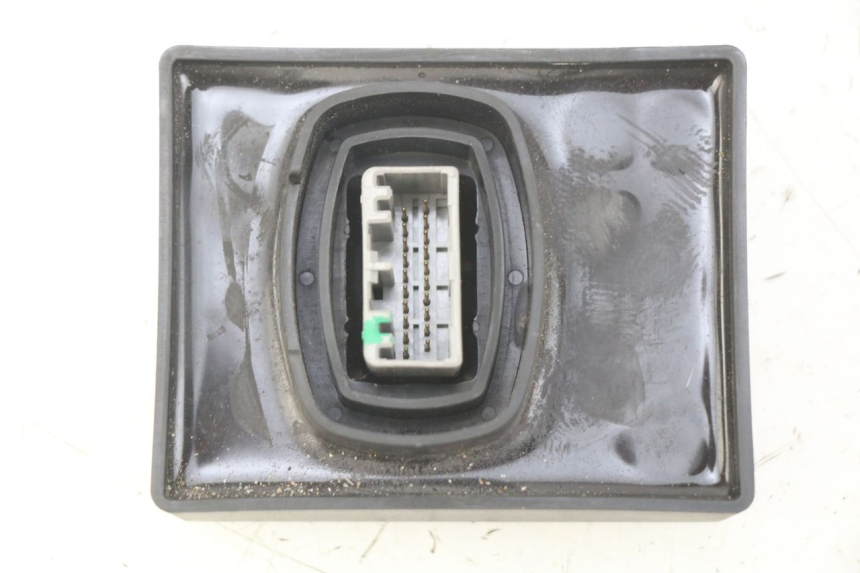 photo de PRZEKAŹNIK REFLEKTORA HONDA FORZA 125 (2015 - 2016) - Inny kąt widzenia