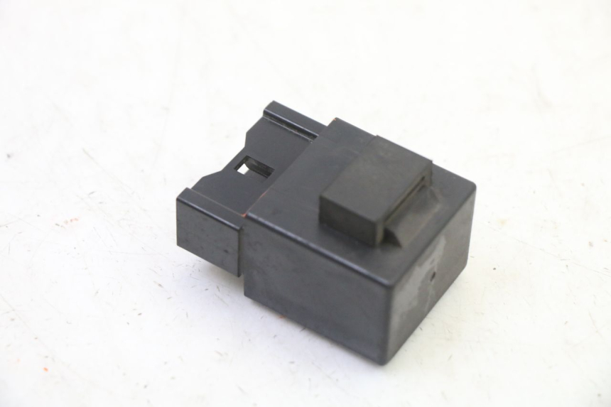 photo de PRZEKAŹNIK POMPY PALIWA YAMAHA FJR ABS 1300 (2006 - 2012) - Inny kąt widzenia