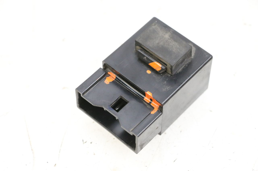 photo de PRZEKAŹNIK POMPY PALIWA YAMAHA FJR ABS 1300 (2006 - 2012) - Szczegół części