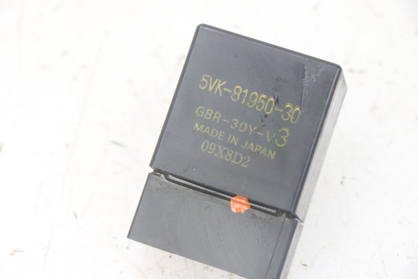 photo de PRZEKAŹNIK POMPY PALIWA YAMAHA FJR ABS 1300 (2006 - 2012) - Inny kąt widzenia