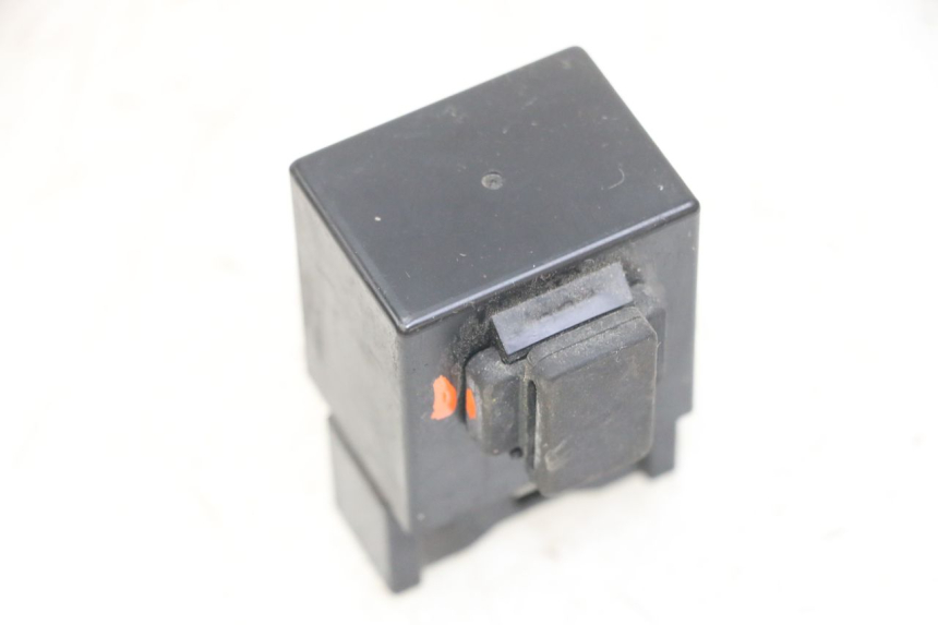 photo de PRZEKAŹNIK POMPY PALIWA YAMAHA XJ6 ABS 600 (2008 - 2016) - Zoom stanu zużycia