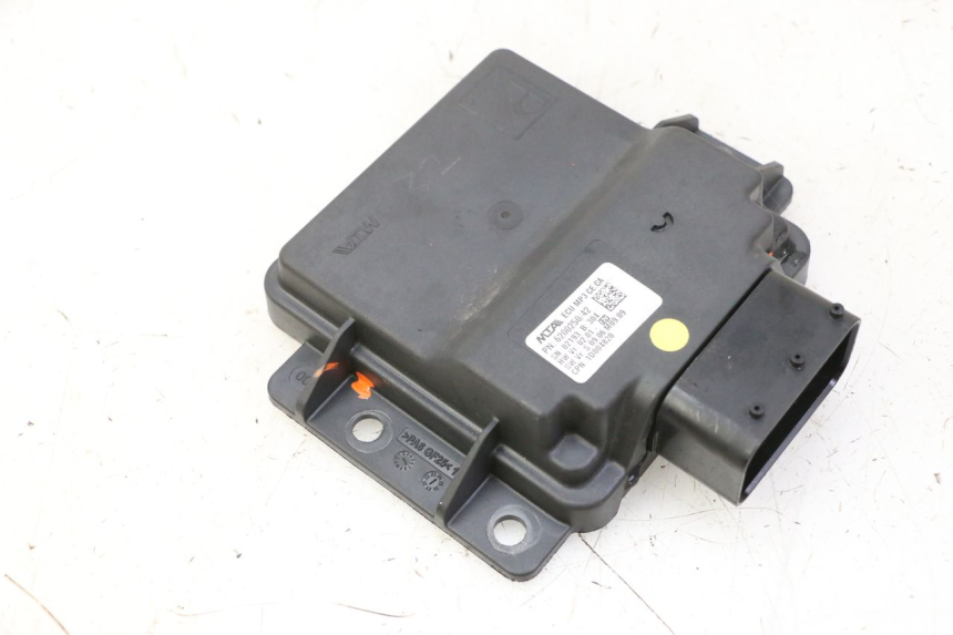 photo de PRZEKAŹNIK ROLL LOCK PIAGGIO MP3 HPE 310 (2024 - 2025) - Zbliżenie techniczne