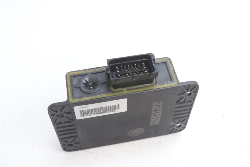 photo de PRZEKAŹNIK ROLL LOCK PIAGGIO MP3 LT 400 (2007 - 2012) - Zbliżenie techniczne