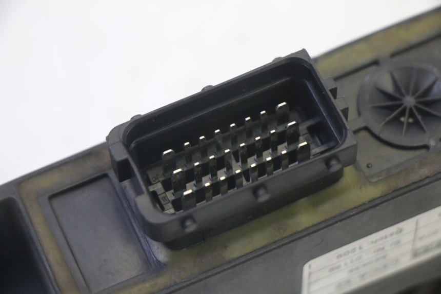 photo de PRZEKAŹNIK ROLL LOCK PIAGGIO MP3 RL 250 (2006 - 2010) - Zbliżenie techniczne