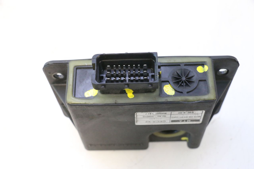 photo de PRZEKAŹNIK ROLL LOCK PIAGGIO MP3 500 (2016 - 2018) - Zbliżenie techniczne