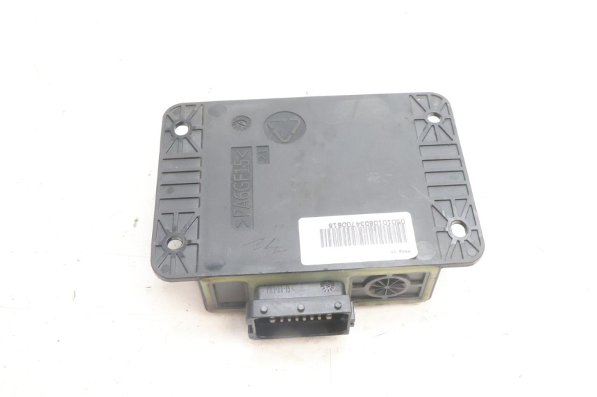 photo de PRZEKAŹNIK ROLL LOCK PIAGGIO MP3 500 (2016 - 2018) - Zbliżenie techniczne