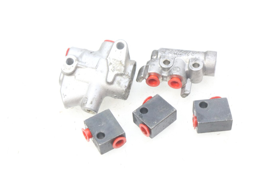 photo de ROZDZIELACZ HAMULCA YAMAHA FJR ABS 1300 (2006 - 2012) - Szczegół części