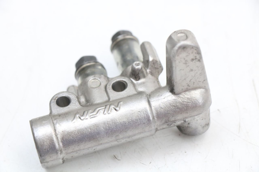 photo de ROZDZIELACZ HAMULCA HONDA FJS SILVER WING SILVERWING 400 (2005 - 2008) - Inny kąt widzenia