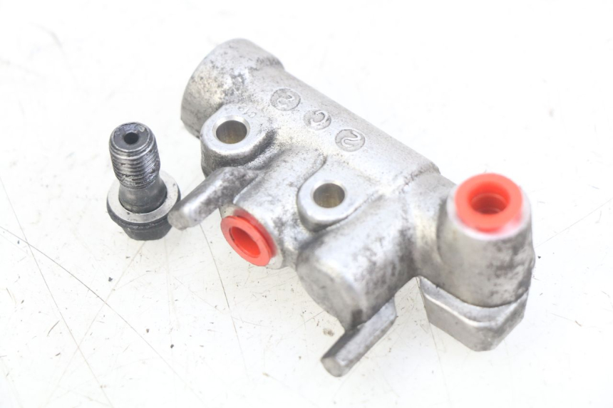 photo de ROZDZIELACZ HAMULCA HONDA FJS SILVERWING SILVER WING 400 (2009 - 2016) - Zoom stanu zużycia