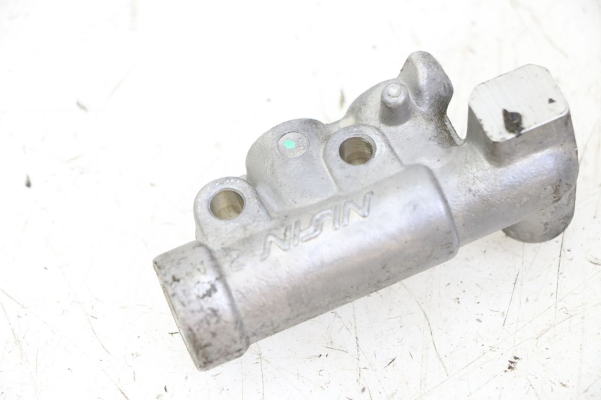 photo de ROZDZIELACZ HAMULCA HONDA FORZA ABS 300 (2013 - 2017) - Inny kąt widzenia