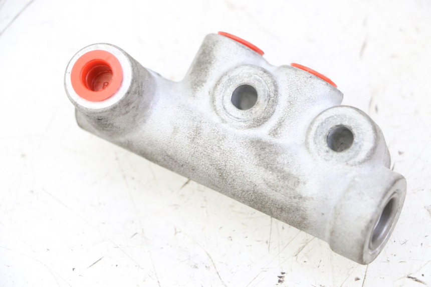 photo de ROZDZIELACZ HAMULCA SYM JOYMAX 125 (2010 - 2017) - Inny kąt widzenia