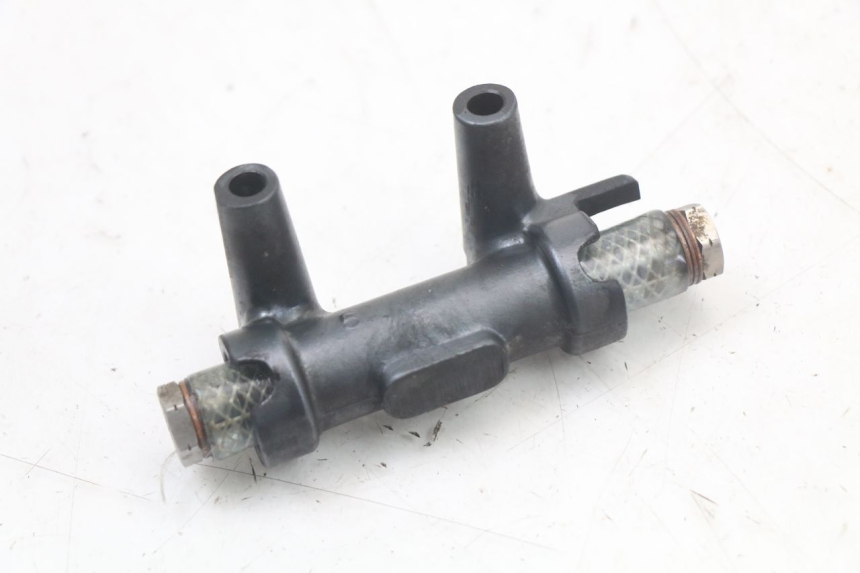 photo de ROZDZIELACZ HAMULCA KAWASAKI GTR 1000 (1994 - 2004) - Zoom stanu zużycia