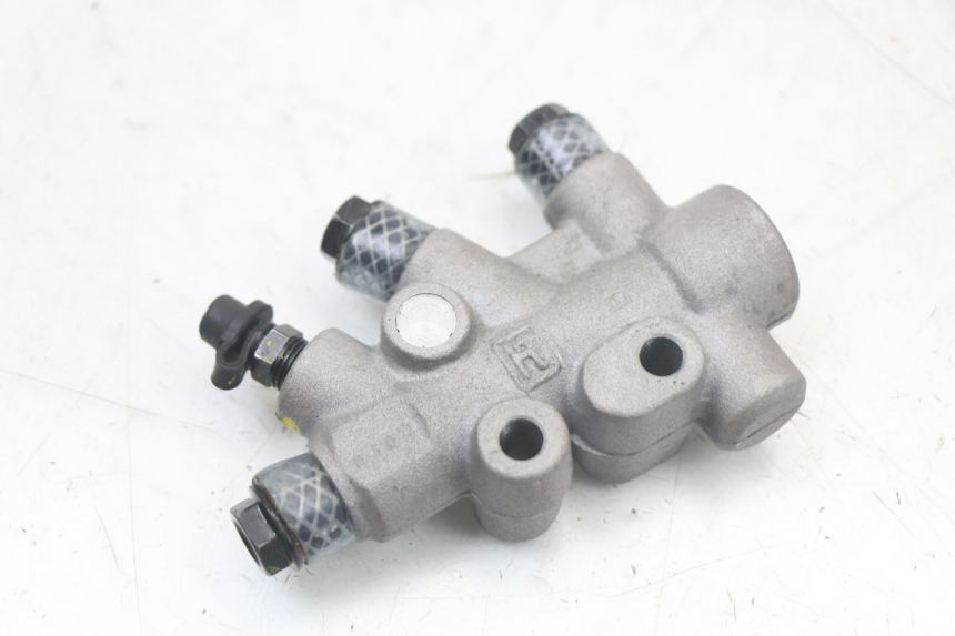 photo de ROZDZIELACZ HAMULCA PIAGGIO MP3 HPE 350 (2018 - 2020) - Punkty mocowania