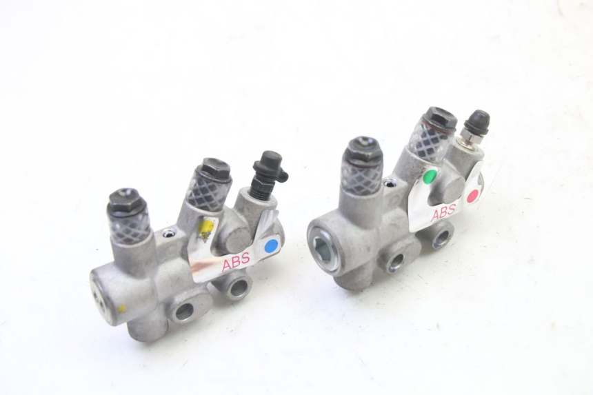 photo de ROZDZIELACZ HAMULCA PIAGGIO MP3 HPE 310 (2024 - 2025) - Zoom stanu zużycia