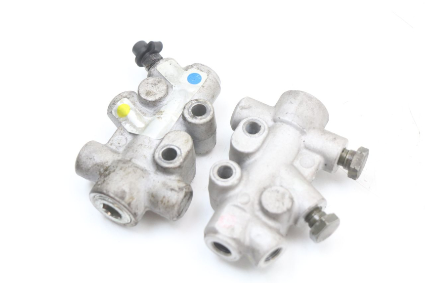 photo de ROZDZIELACZ HAMULCA PIAGGIO MP3 LT 400 (2007 - 2012) - Szczegół części