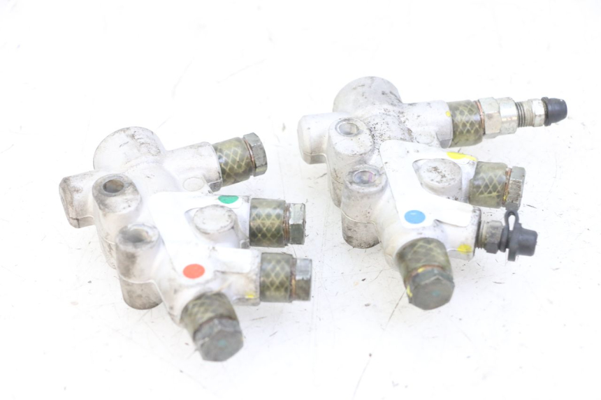 photo de ROZDZIELACZ HAMULCA PIAGGIO MP3 LT 300 (2010 - 2016) - Inny kąt widzenia