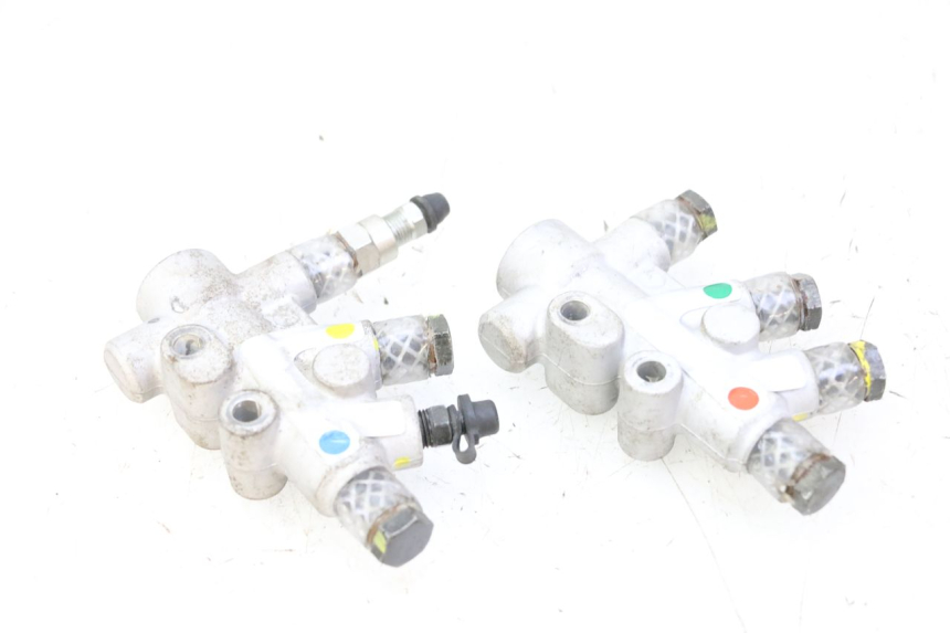 photo de ROZDZIELACZ HAMULCA PIAGGIO MP3 RL 250 (2006 - 2010) - Szczegół części