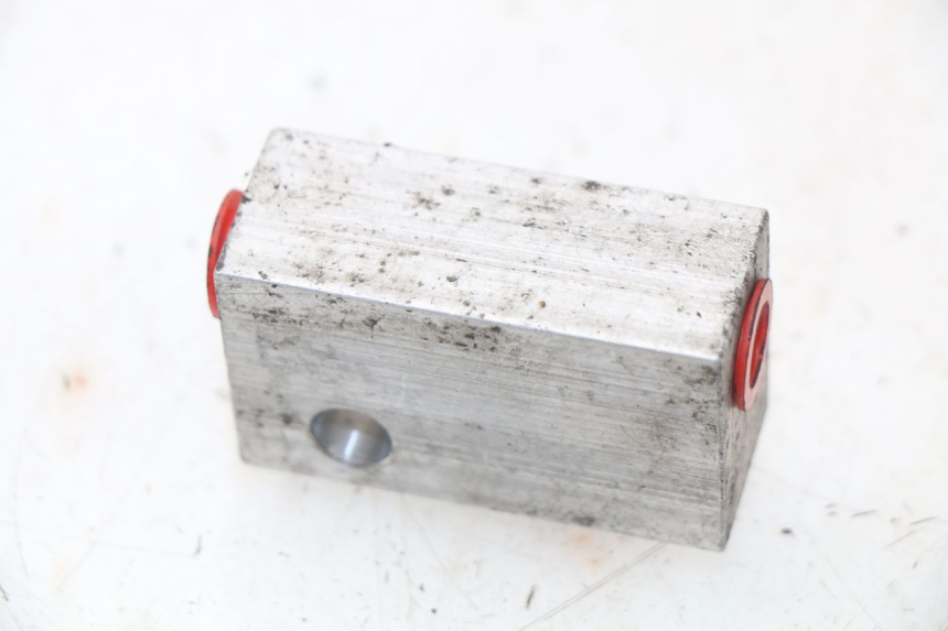 photo de ROZDZIELACZ HAMULCA DAELIM S2 FI 125 (2008 - 2017) - Szczegół części