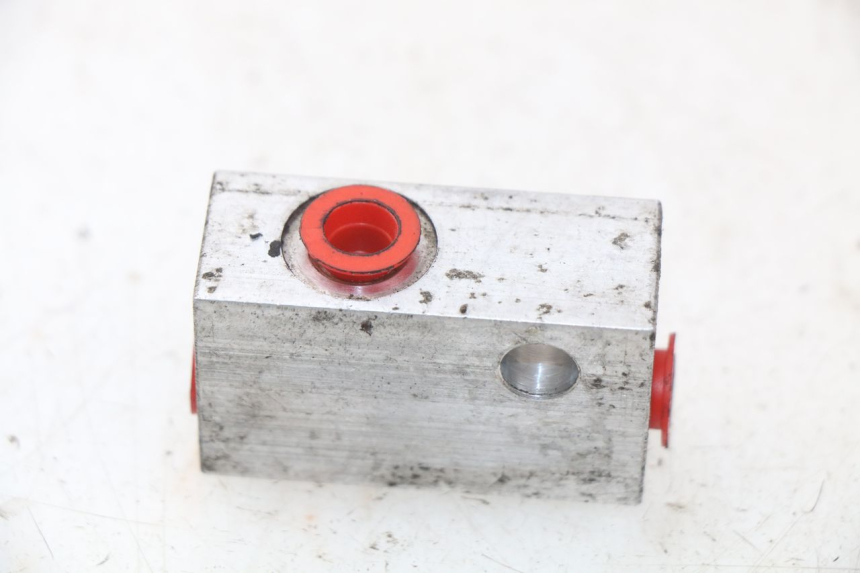 photo de ROZDZIELACZ HAMULCA DAELIM S2 FI 125 (2008 - 2017) - Zoom stanu zużycia