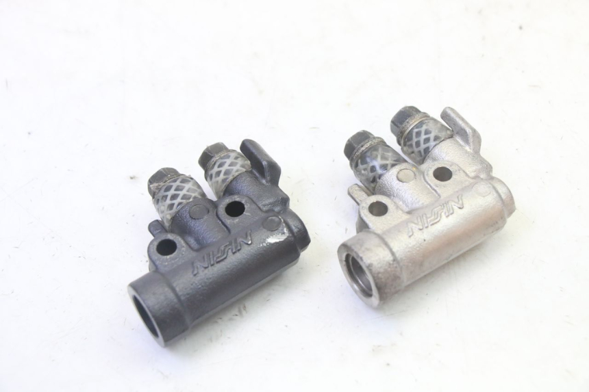 photo de ROZDZIELACZ HAMULCA PEUGEOT SATELIS 125 (2013 - 2018) - Szczegół części