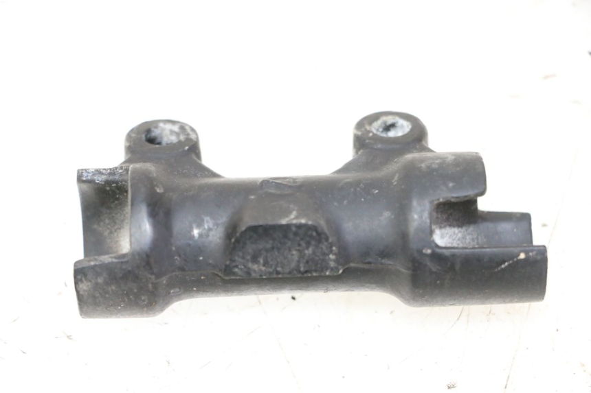 photo de ROZDZIELACZ HAMULCA TRIUMPH SPRINT 900 (1995 - 1998) - Inny kąt widzenia