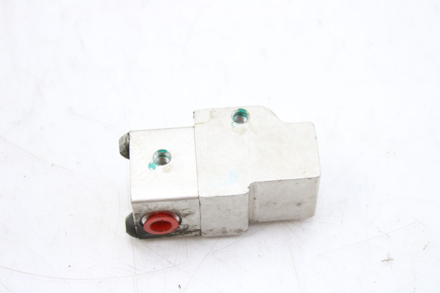 photo de ROZDZIELACZ HAMULCA PEUGEOT TWEET 125 (2010 - 2017) - Zoom stanu zużycia