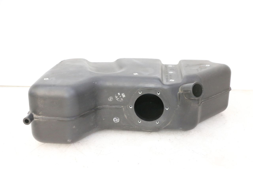 photo de ZBIORNIK PALIWA QUADRO 4 4D 350 (2015 - 2018) - Szczegół części